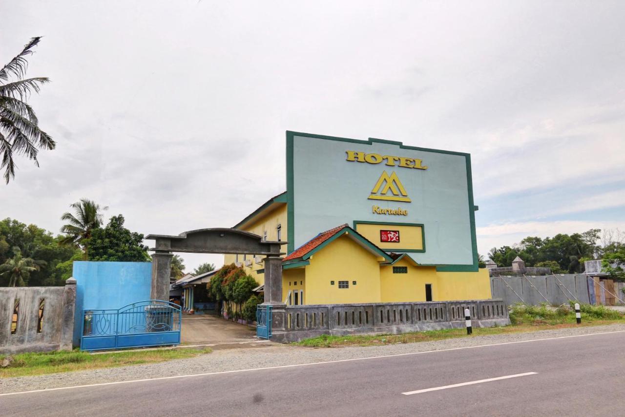 Oyo 90796 Hotel Mulya Indah Tambakmulya Bagian luar foto